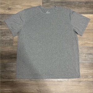 The Nike Tee Dri-Fit Men's XXL Short Sleeve Shirt New w/out Tags!
